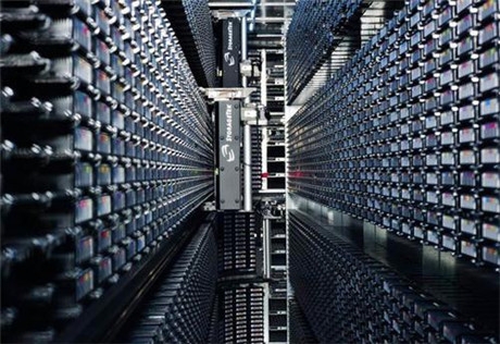 5f702958b6b2a.jpg 香港服務器租用.jpg